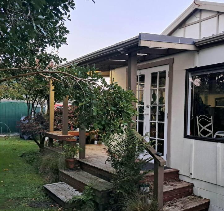 Secret Cottage Waitara Bagian luar foto
