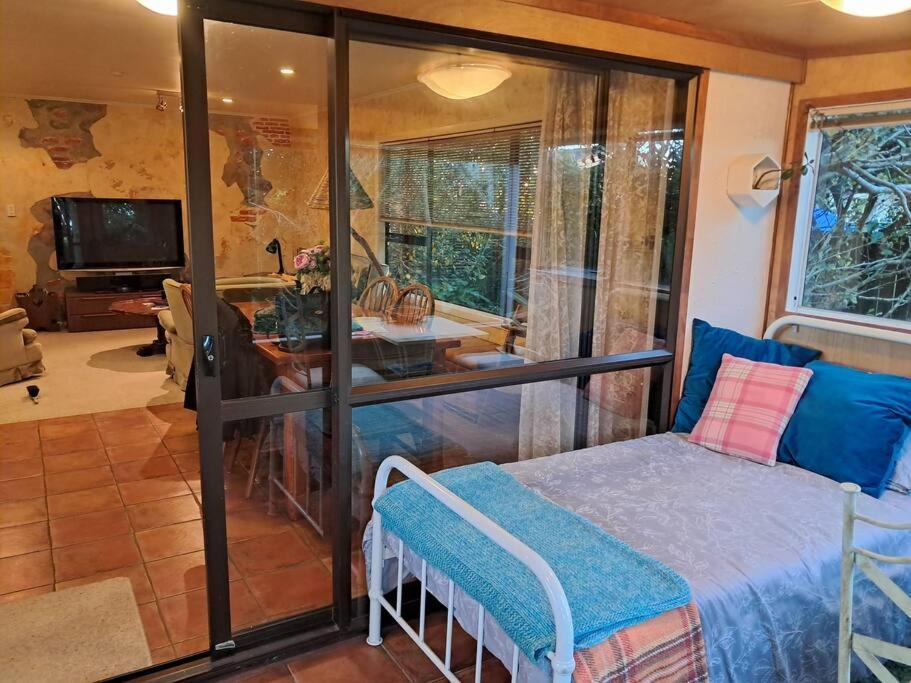 Secret Cottage Waitara Bagian luar foto